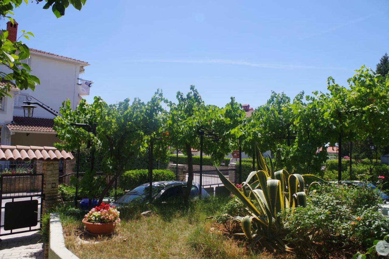 Holiday Apartments Ruzica, Pjescana Uvala Exterior foto