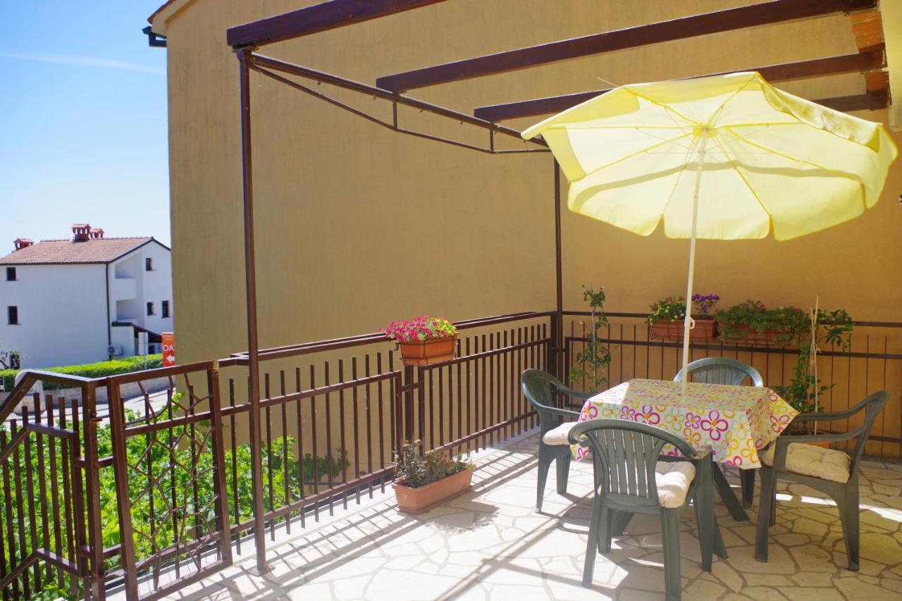 Holiday Apartments Ruzica, Pjescana Uvala Exterior foto